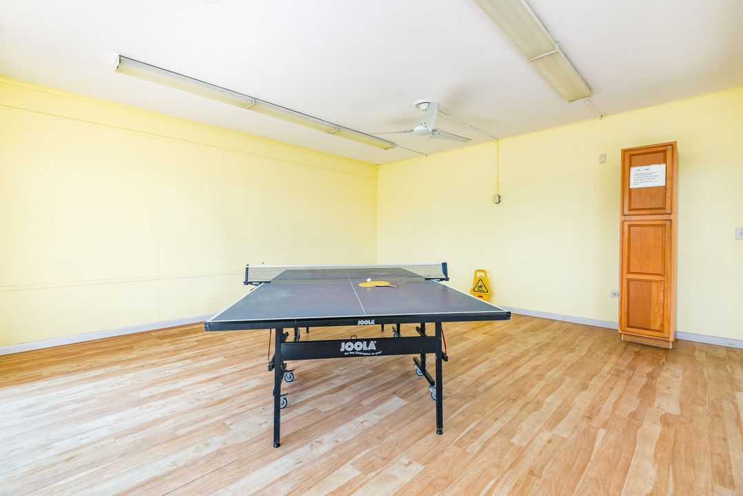 For Sale: $189,000 (2 beds, 2 baths, 1286 Square Feet)