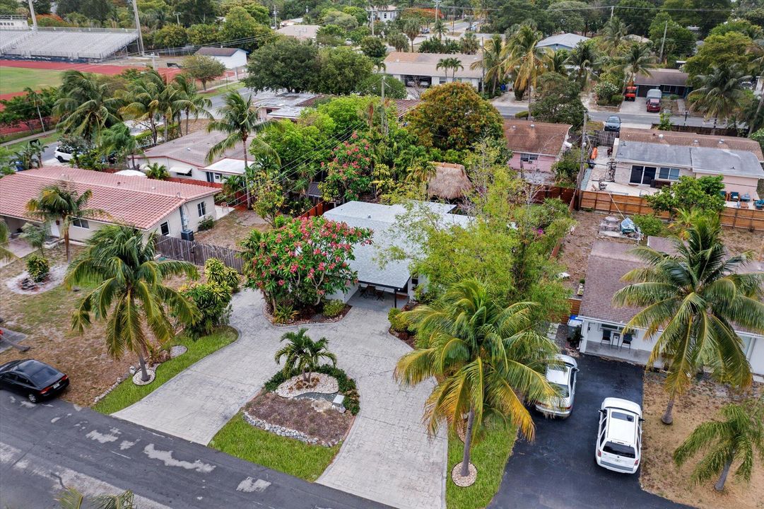 For Sale: $699,990 (3 beds, 2 baths, 1230 Square Feet)