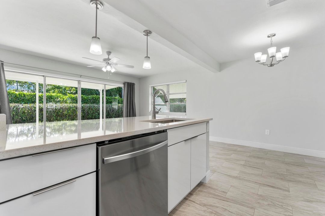 For Sale: $529,000 (3 beds, 2 baths, 1323 Square Feet)