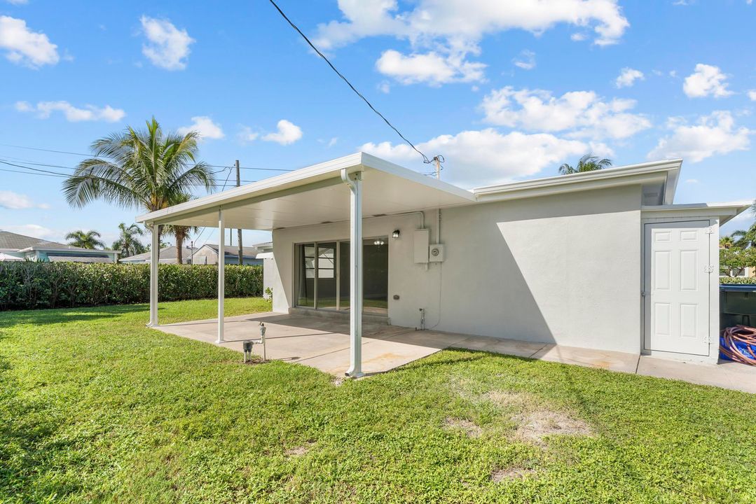 For Sale: $529,000 (3 beds, 2 baths, 1323 Square Feet)