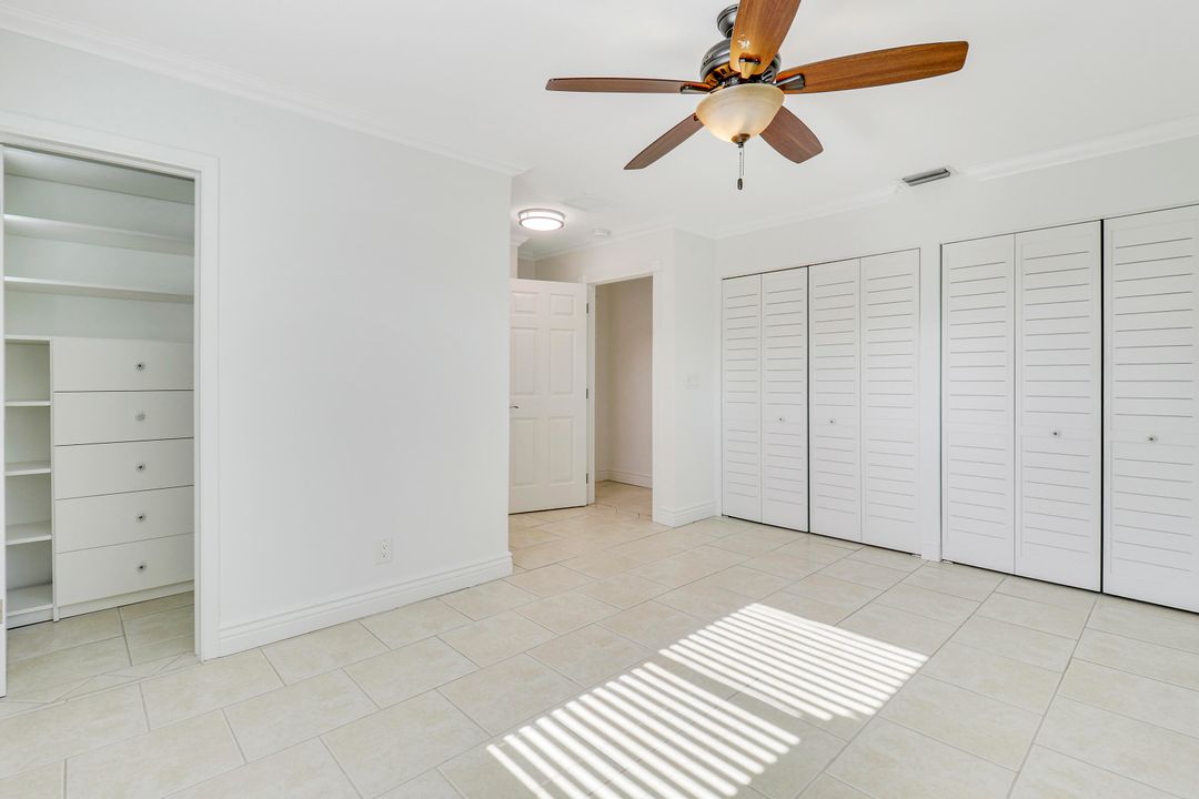 Active With Contract: $799,900 (3 beds, 2 baths, 1820 Square Feet)