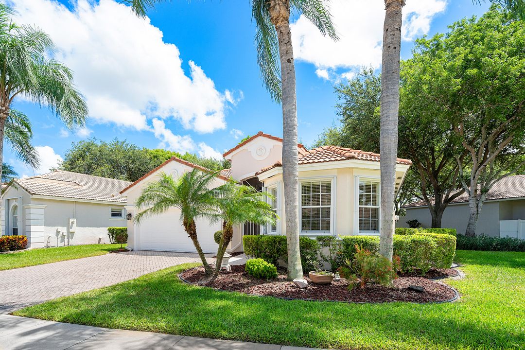 For Sale: $650,000 (3 beds, 2 baths, 2145 Square Feet)