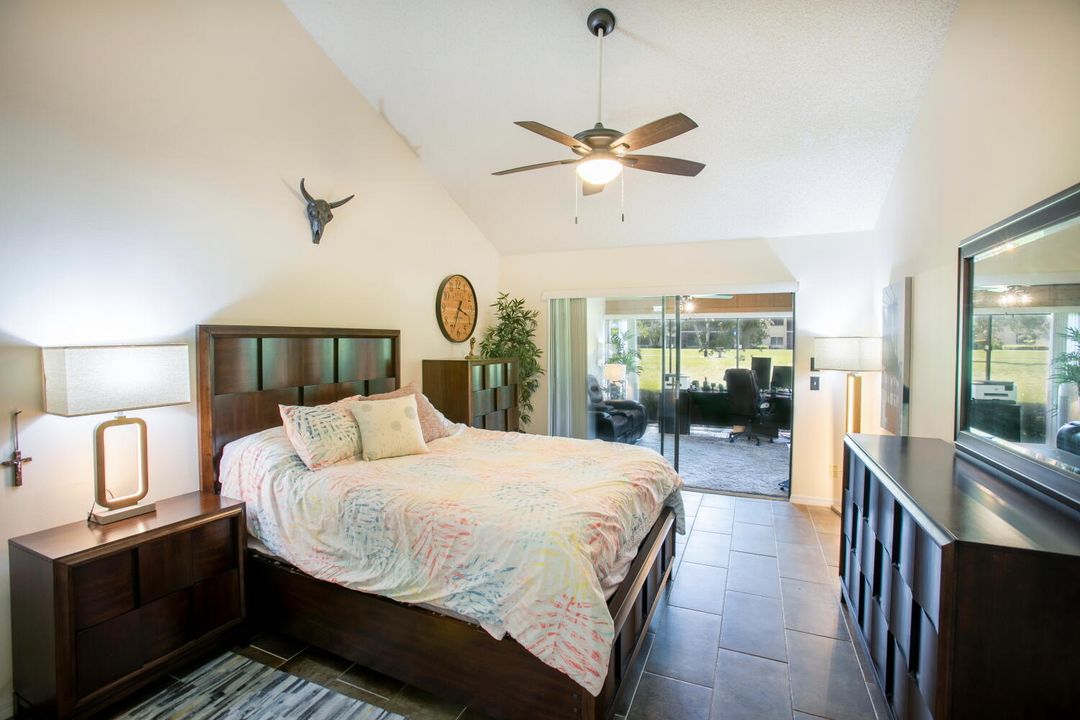 For Sale: $375,000 (2 beds, 2 baths, 1384 Square Feet)