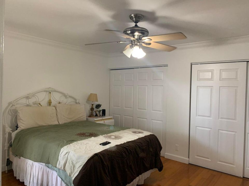 For Rent: $2,250 (2 beds, 2 baths, 951 Square Feet)