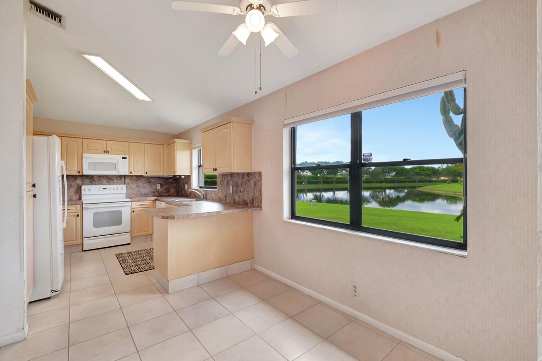 For Sale: $299,000 (3 beds, 2 baths, 1900 Square Feet)