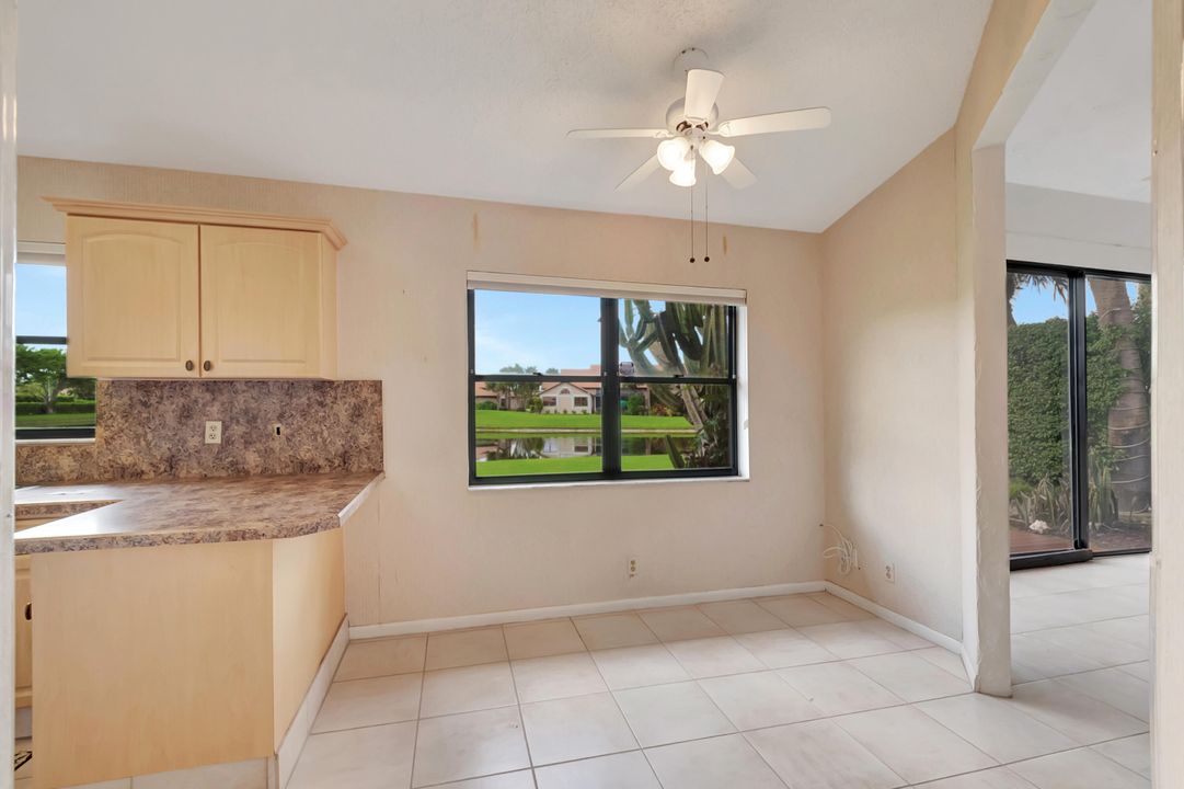 For Sale: $318,000 (3 beds, 2 baths, 1760 Square Feet)