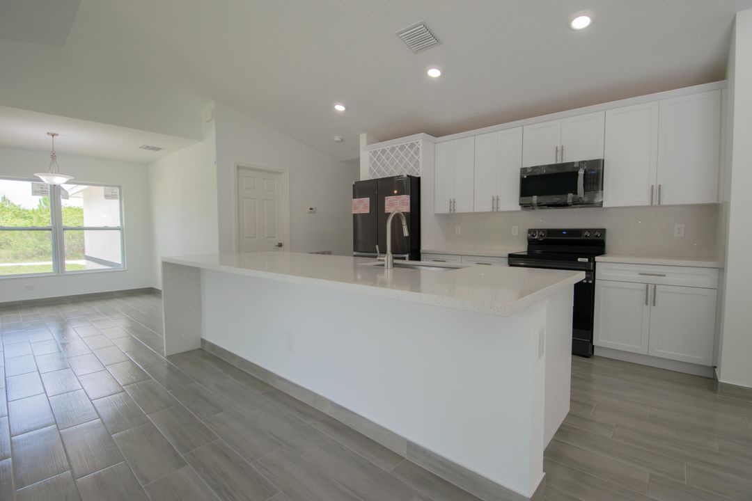 For Sale: $395,000 (3 beds, 2 baths, 1950 Square Feet)