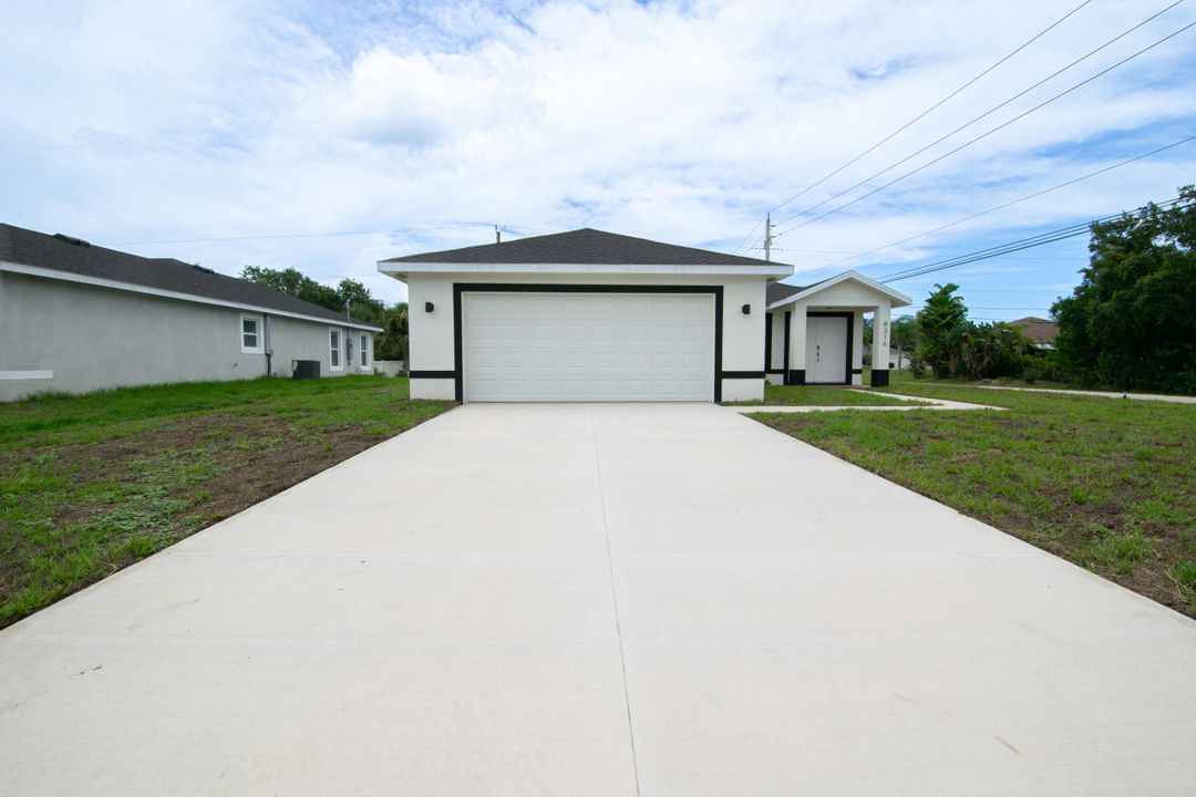 For Sale: $395,000 (3 beds, 2 baths, 1950 Square Feet)