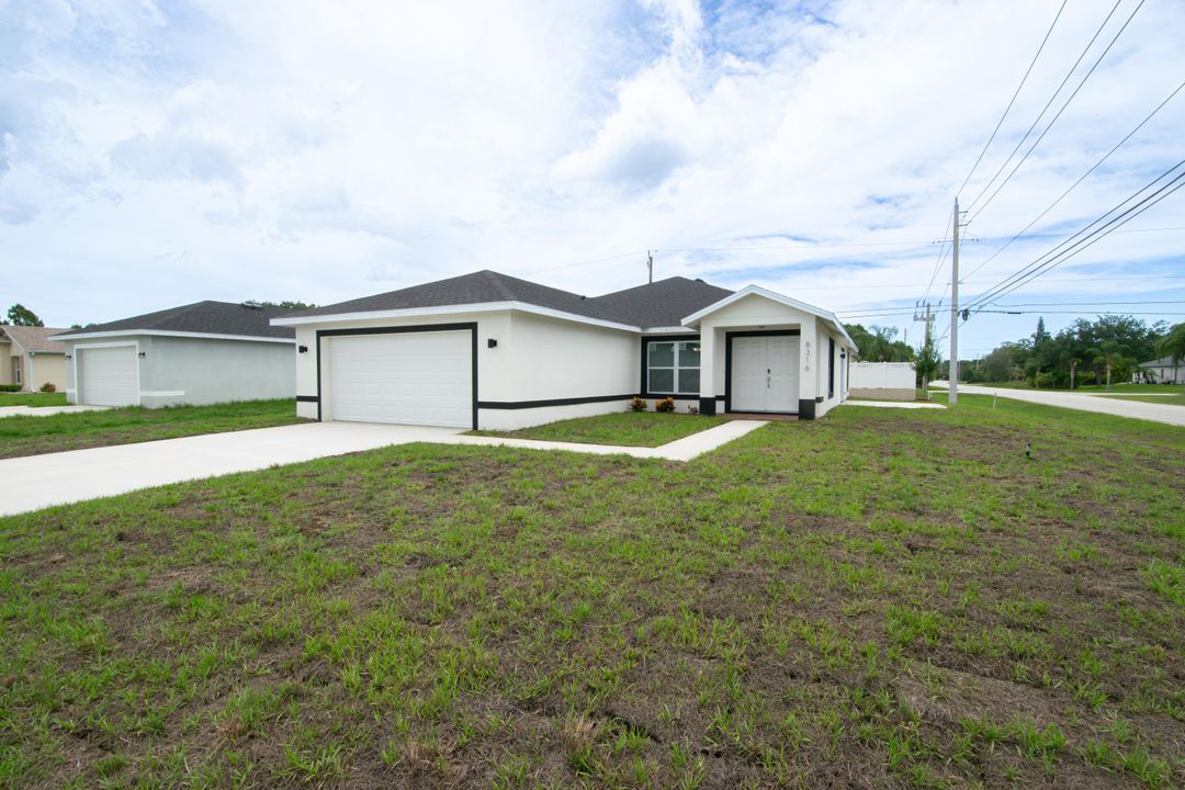 For Sale: $395,000 (3 beds, 2 baths, 1950 Square Feet)