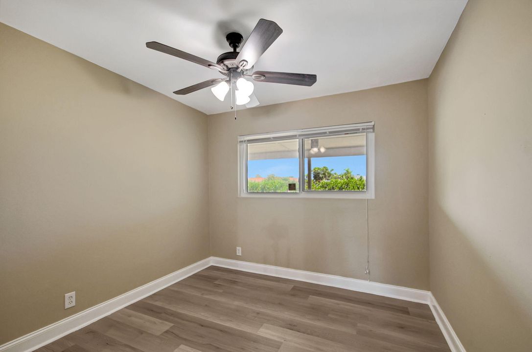 For Sale: $475,000 (3 beds, 2 baths, 1423 Square Feet)