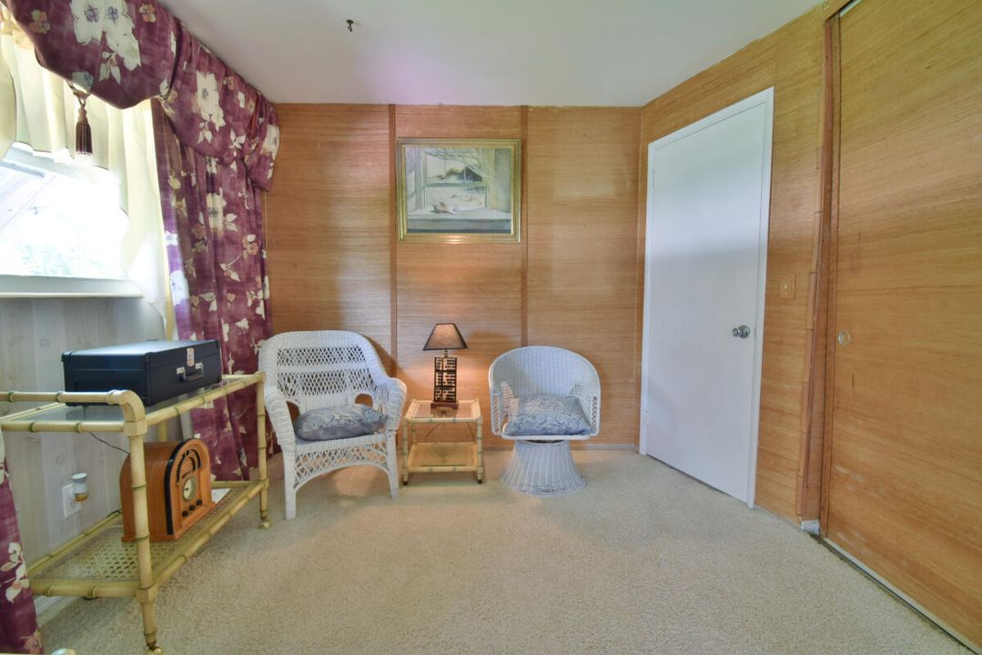 For Sale: $449,000 (4 beds, 2 baths, 1150 Square Feet)