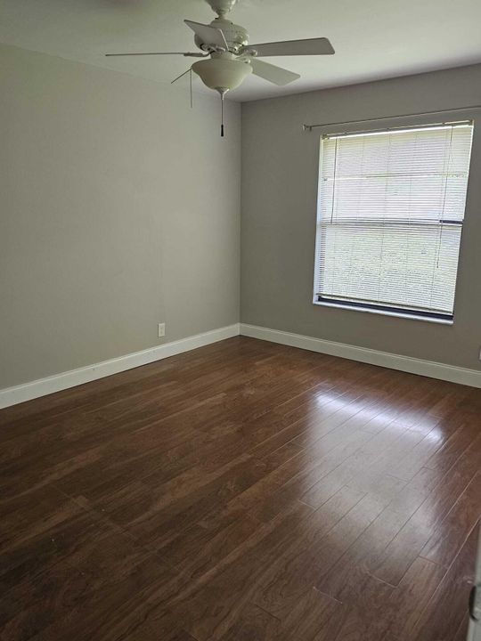 For Rent: $2,500 (2 beds, 2 baths, 920 Square Feet)