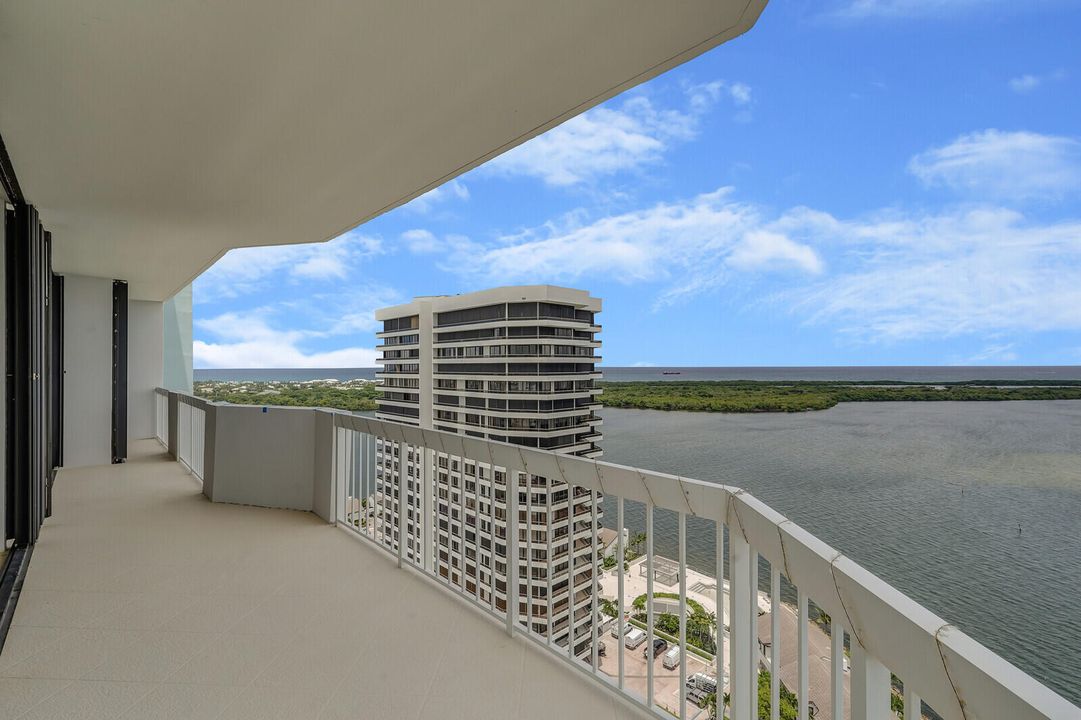 For Sale: $1,400,000 (3 beds, 2 baths, 2478 Square Feet)