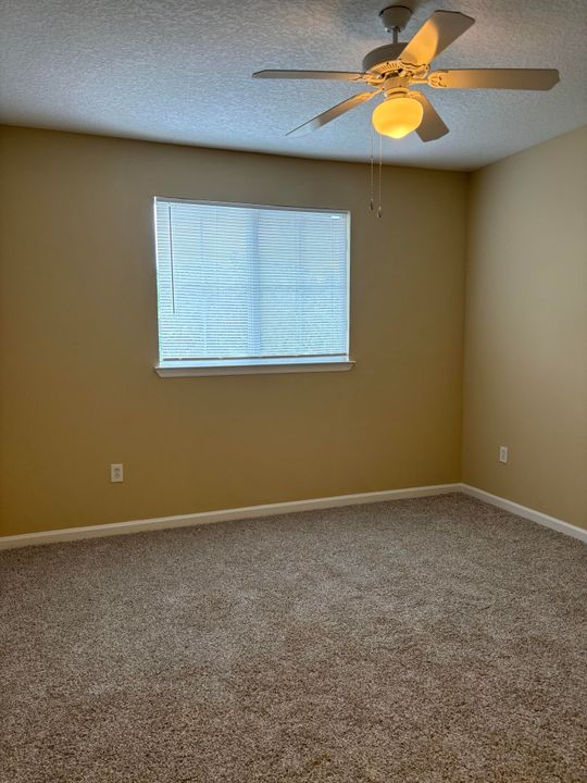 For Rent: $2,800 (2 beds, 2 baths, 1414 Square Feet)