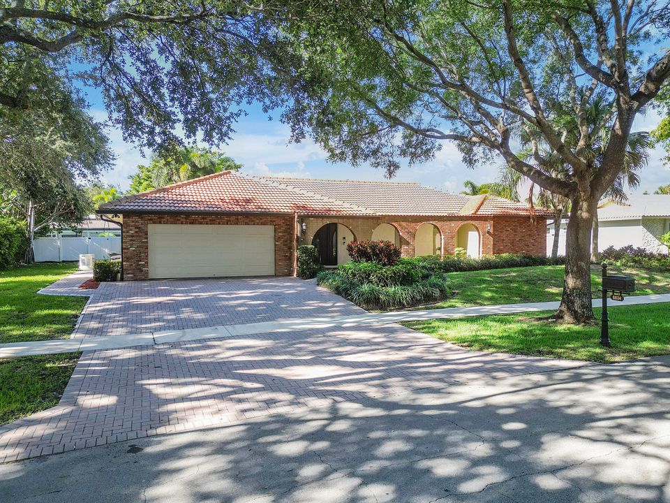 For Sale: $1,490,000 (4 beds, 3 baths, 2786 Square Feet)