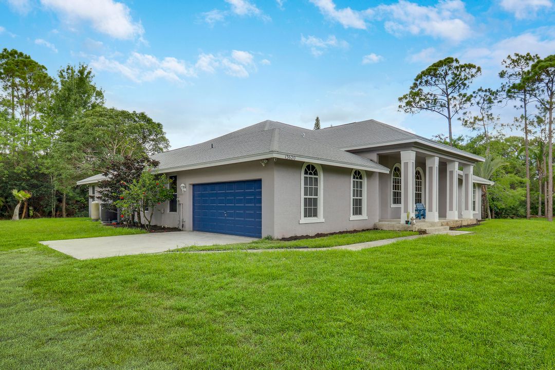 For Sale: $699,000 (4 beds, 2 baths, 2540 Square Feet)