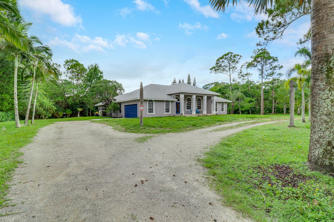 For Sale: $699,000 (4 beds, 2 baths, 2540 Square Feet)