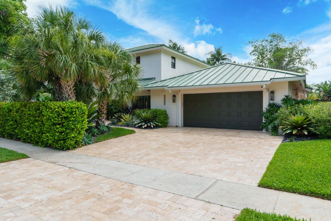 Active With Contract: $1,225,000 (5 beds, 3 baths, 3016 Square Feet)