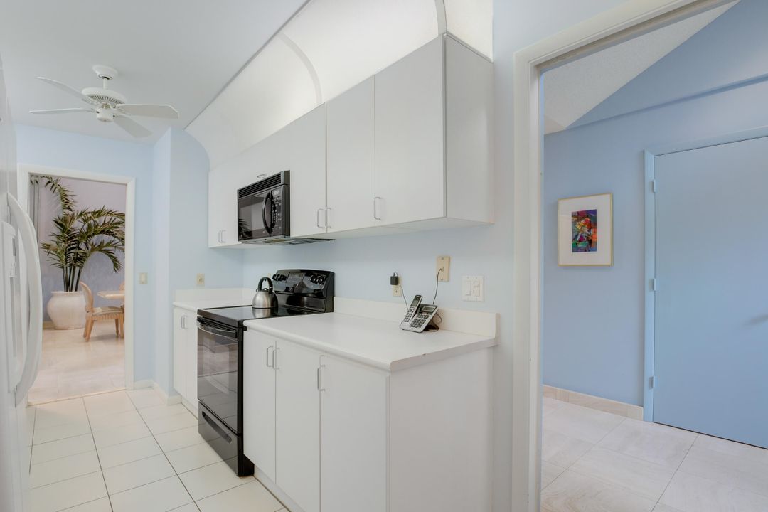 For Sale: $379,000 (3 beds, 2 baths, 2283 Square Feet)