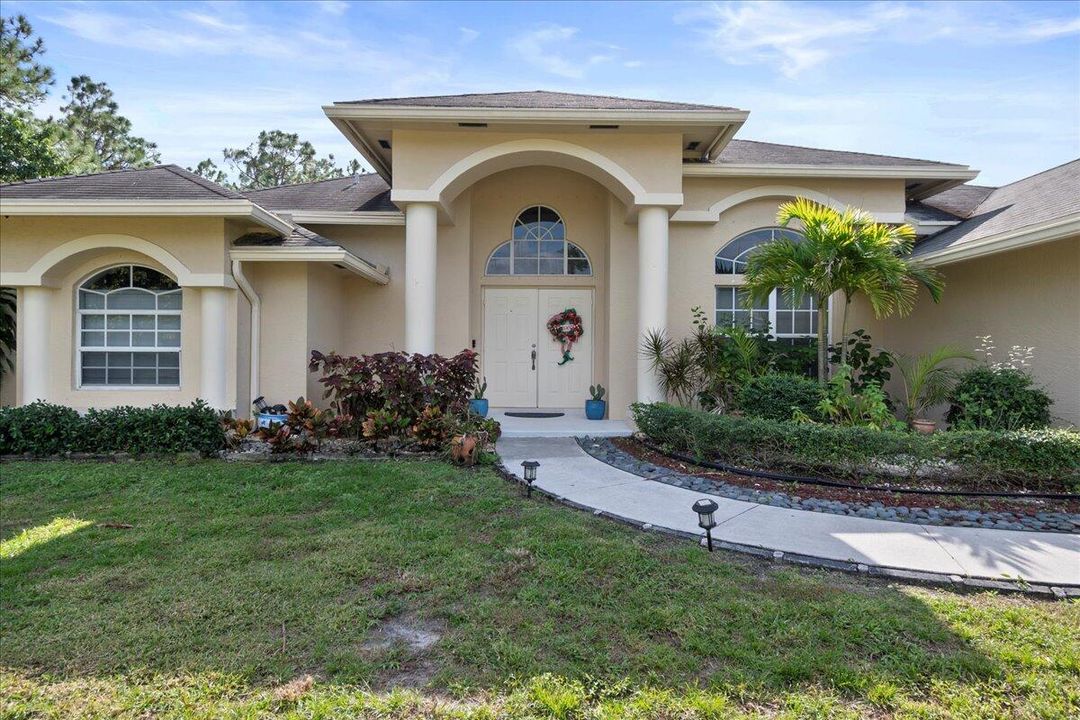 For Sale: $6,000,000 (4 beds, 2 baths, 2420 Square Feet)