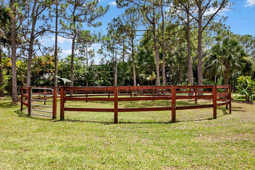 For Sale: $1,000,000 (4 beds, 2 baths, 2100 Square Feet)