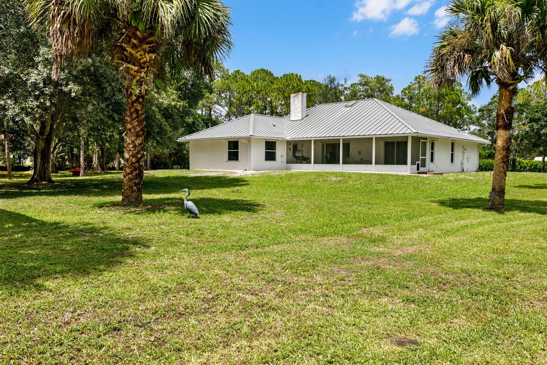 For Sale: $1,000,000 (4 beds, 2 baths, 2100 Square Feet)