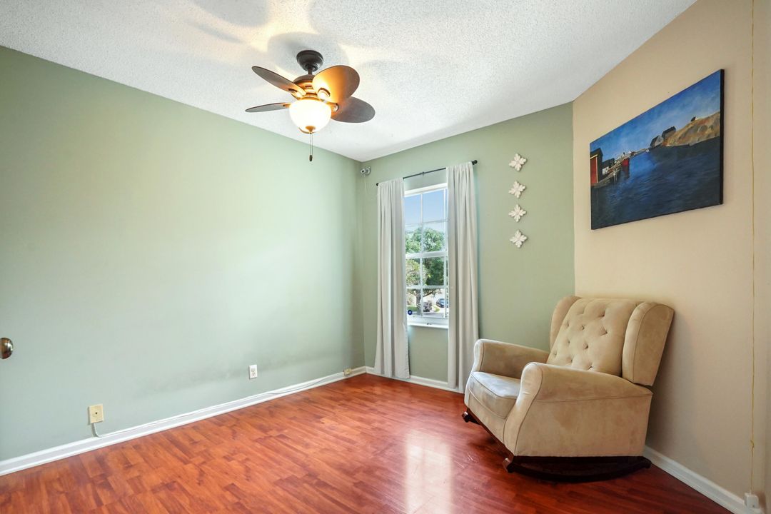 For Sale: $374,900 (3 beds, 2 baths, 1433 Square Feet)