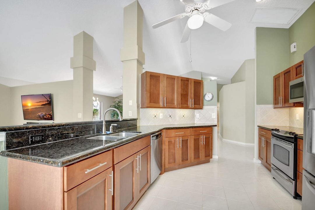 For Sale: $625,000 (3 beds, 2 baths, 1996 Square Feet)