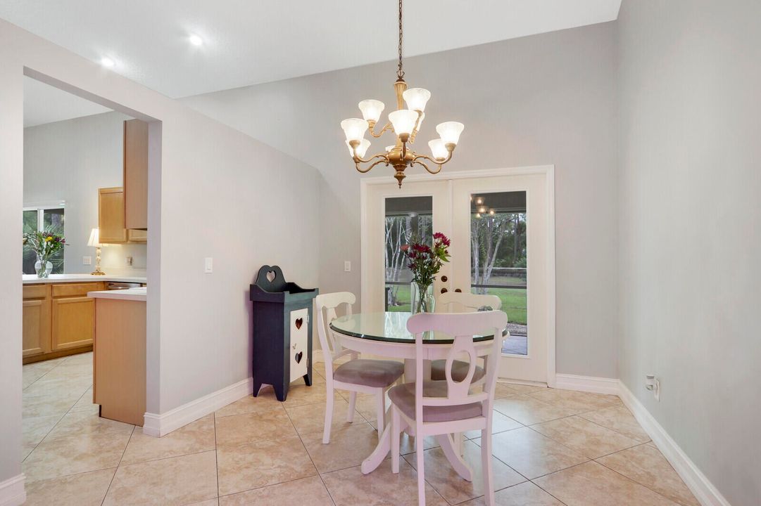 For Sale: $745,000 (3 beds, 2 baths, 1774 Square Feet)