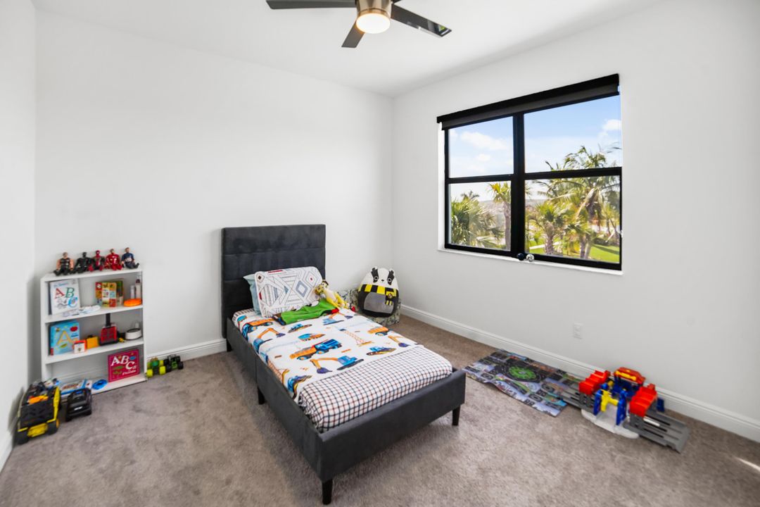 For Sale: $649,900 (3 beds, 2 baths, 2110 Square Feet)