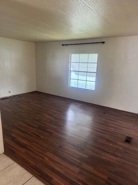 For Sale: $40,000 (2 beds, 2 baths, 950 Square Feet)