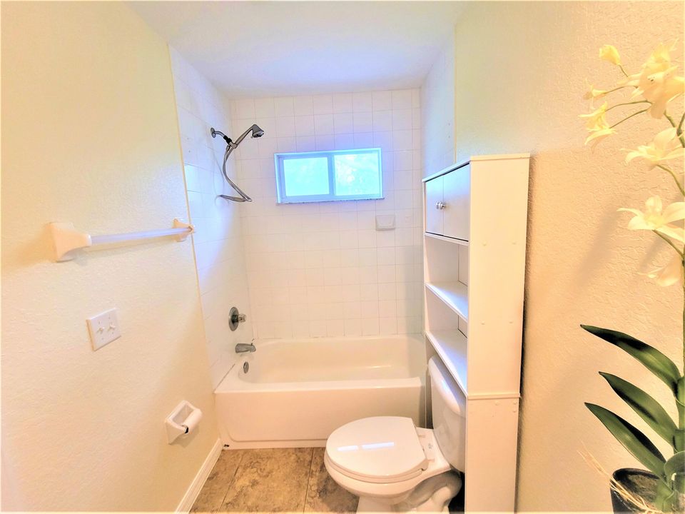 For Rent: $1,900 (2 beds, 2 baths, 1154 Square Feet)