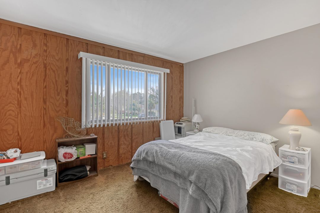 Active With Contract: $279,900 (3 beds, 2 baths, 1200 Square Feet)