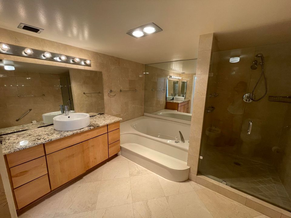 待售: $1,385,000 (2 贝兹, 2 浴室, 1477 平方英尺)