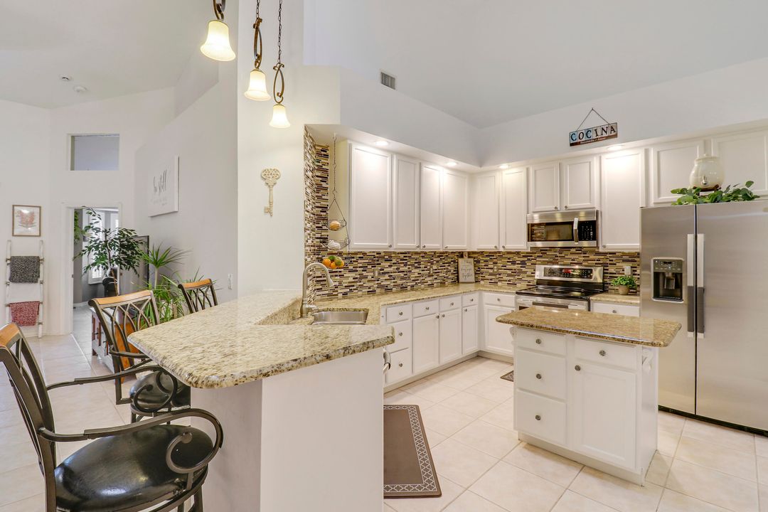 For Sale: $399,900 (3 beds, 2 baths, 2139 Square Feet)