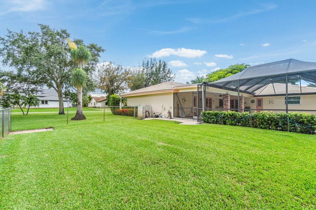 For Sale: $840,000 (4 beds, 2 baths, 2235 Square Feet)