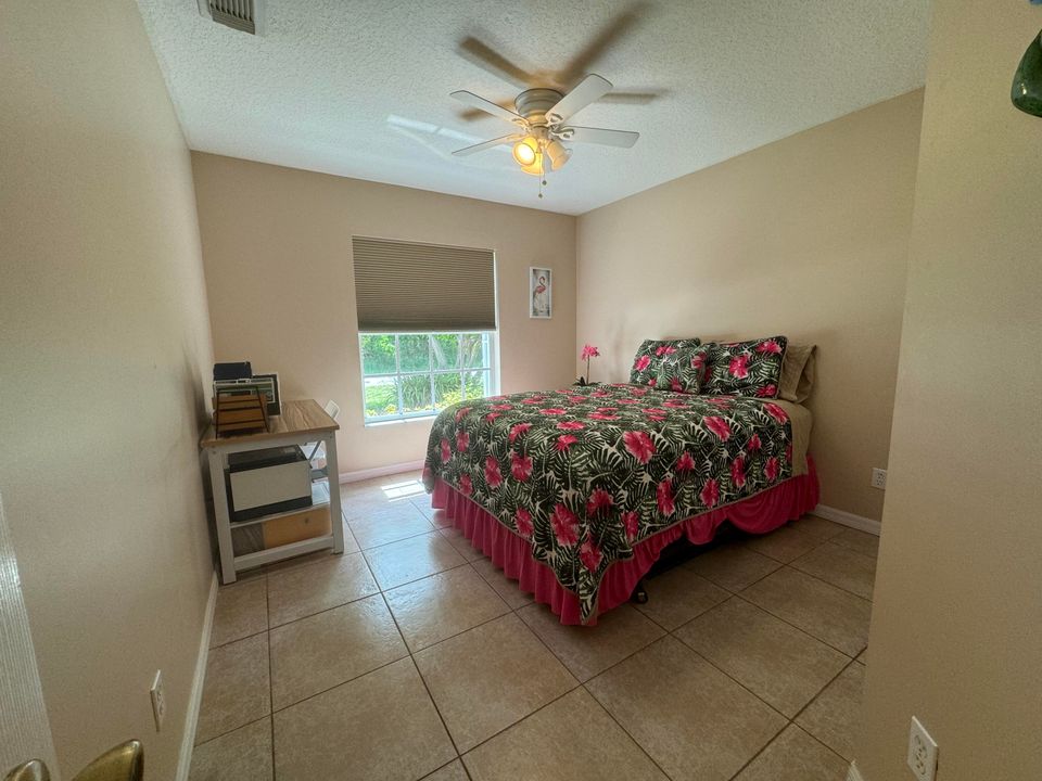 For Rent: $3,000 (3 beds, 2 baths, 1236 Square Feet)