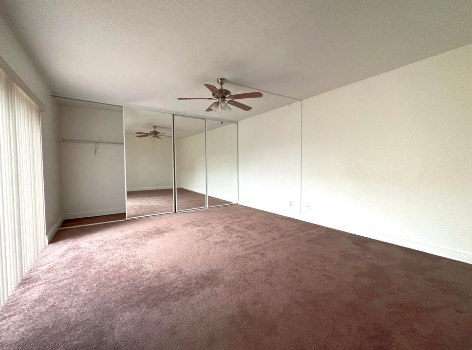 For Rent: $2,400 (2 beds, 2 baths, 1232 Square Feet)