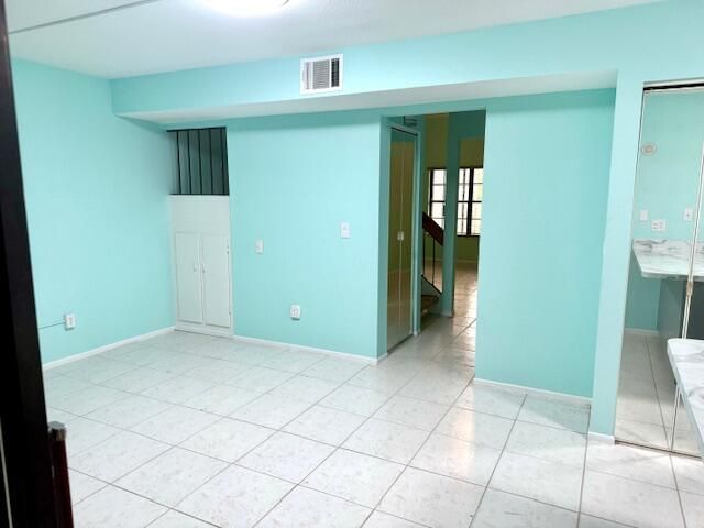 For Rent: $2,225 (3 beds, 2 baths, 1551 Square Feet)