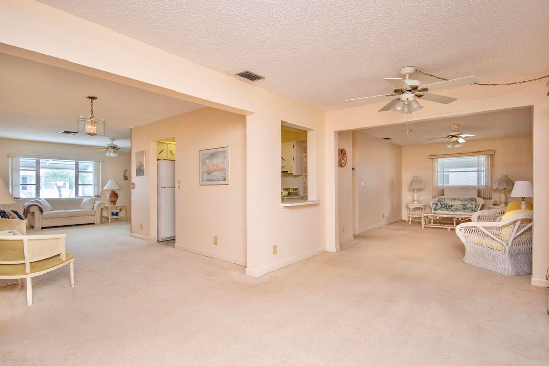 For Sale: $275,000 (2 beds, 2 baths, 1624 Square Feet)