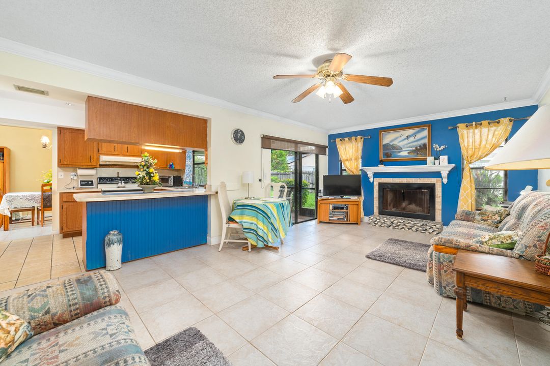 For Sale: $460,500 (3 beds, 2 baths, 1701 Square Feet)
