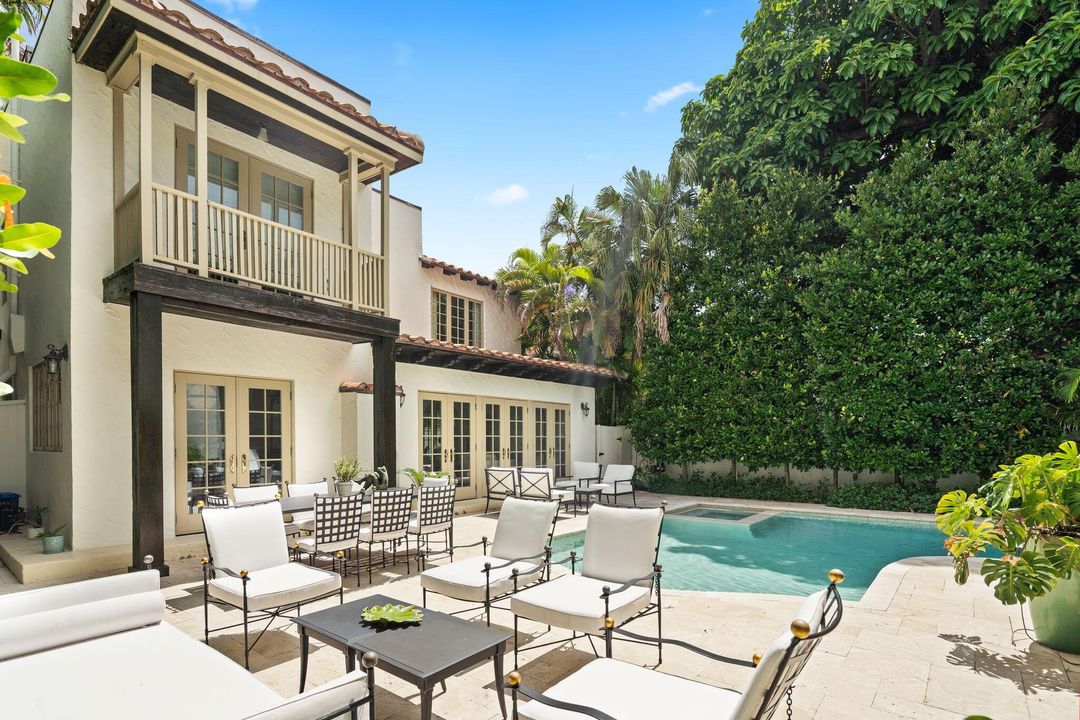 For Sale: $10,500,000 (4 beds, 4 baths, 3696 Square Feet)