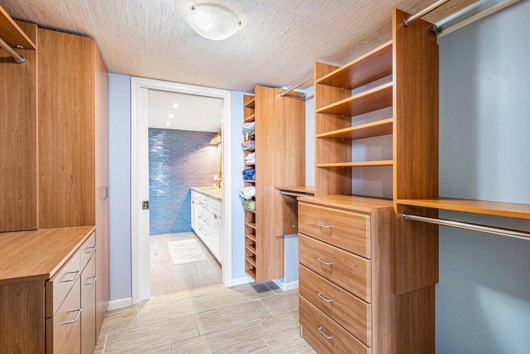 В аренду: $5,975 (2 спален, 2 ванн, 1574 Квадратных фут)