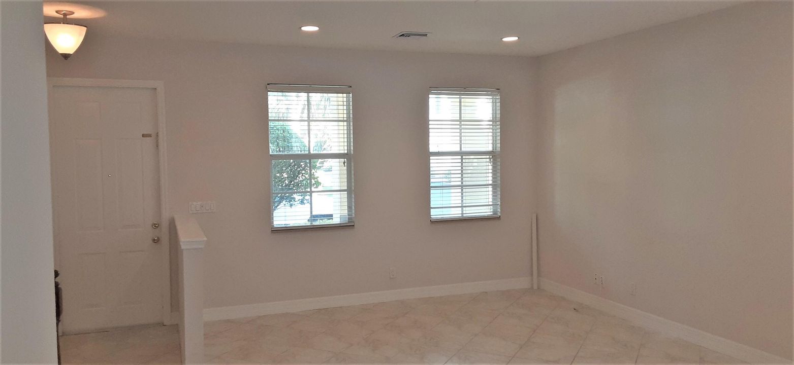 For Rent: $4,200 (3 beds, 2 baths, 2064 Square Feet)