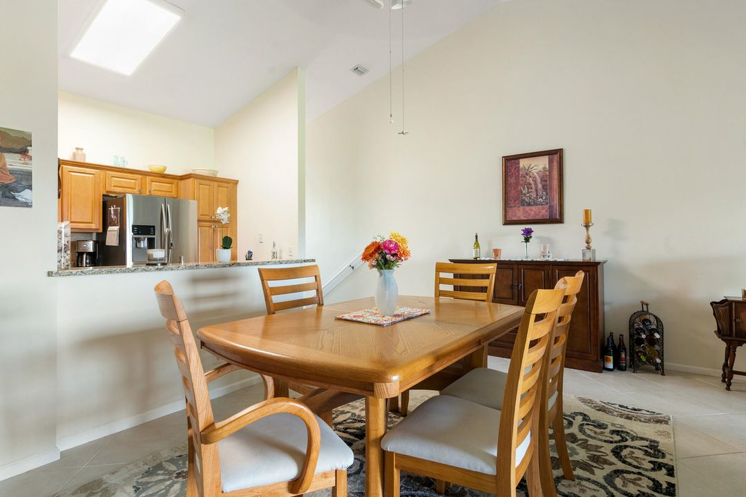 For Sale: $297,500 (3 beds, 2 baths, 1450 Square Feet)