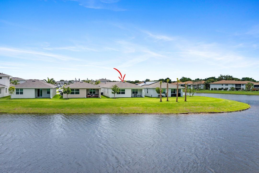 For Sale: $679,000 (3 beds, 2 baths, 1694 Square Feet)