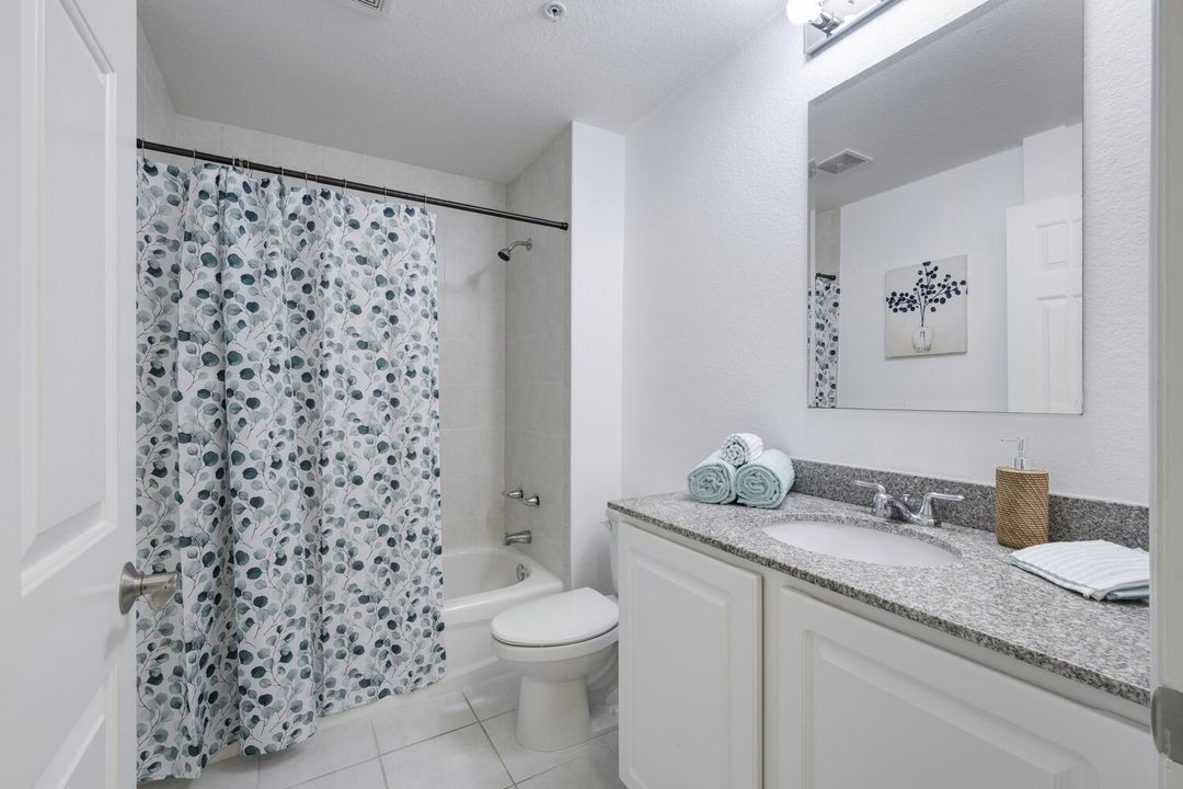 For Sale: $478,900 (2 beds, 2 baths, 1393 Square Feet)