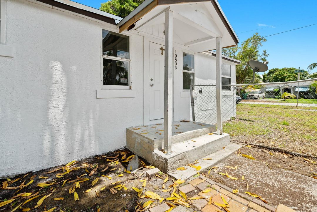 For Sale: $497,000 (3 beds, 2 baths, 1032 Square Feet)