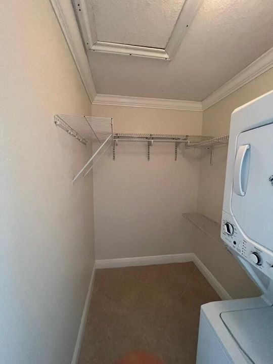 For Rent: $1,700 (1 beds, 1 baths, 597 Square Feet)