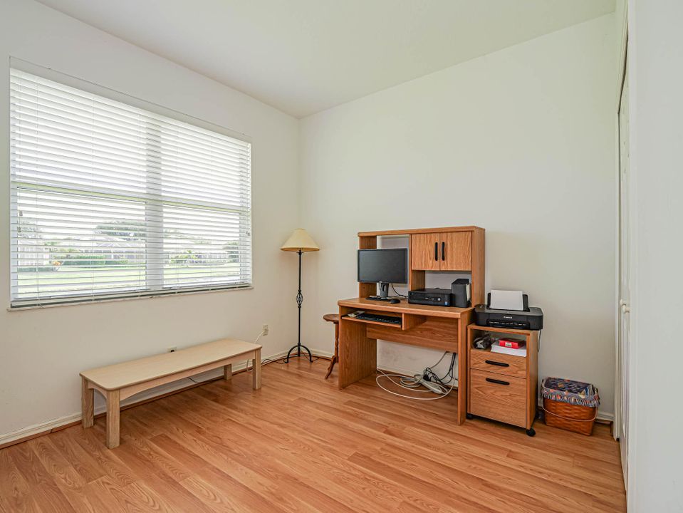 For Sale: $399,000 (3 beds, 2 baths, 1832 Square Feet)